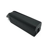 Nahaufnahme in Dreiviertelansicht des AEG DownTube 36V 10.4Ah Ersatzakkus, bei der der Akku gut sichtbar ist.
