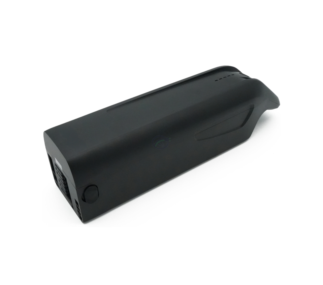 Dreiviertelansicht des AEG DownTube 36V 10.4Ah Ersatzakkus.
