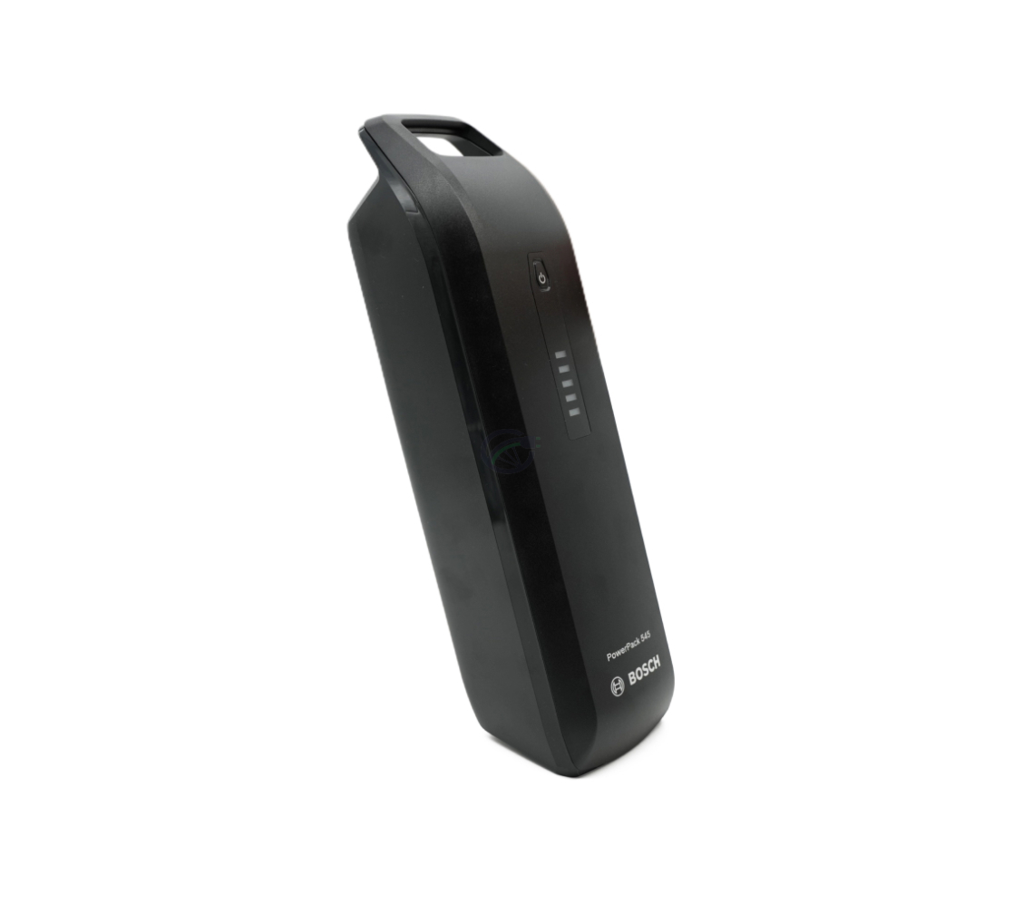 Dreiviertelansicht des Bosch Powerpack 545 SMART Frame Fahrradakkus stehend.
