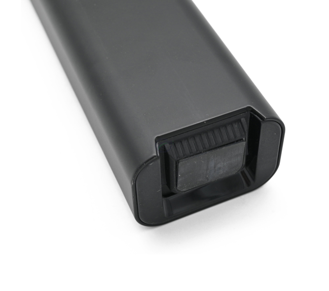 Nahaufnahme des Fahrradanschlusses des Fazua Energy 430 Fahrradakkus.