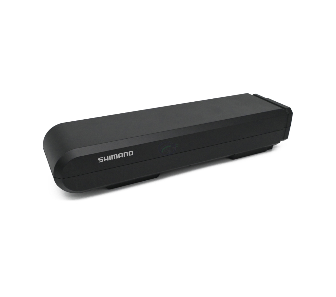 Dreiviertelansicht des Shimano Steps BT-E6000 Fahrradakkus.